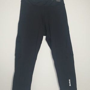 Reebok Mesh Capri Leggings size Small